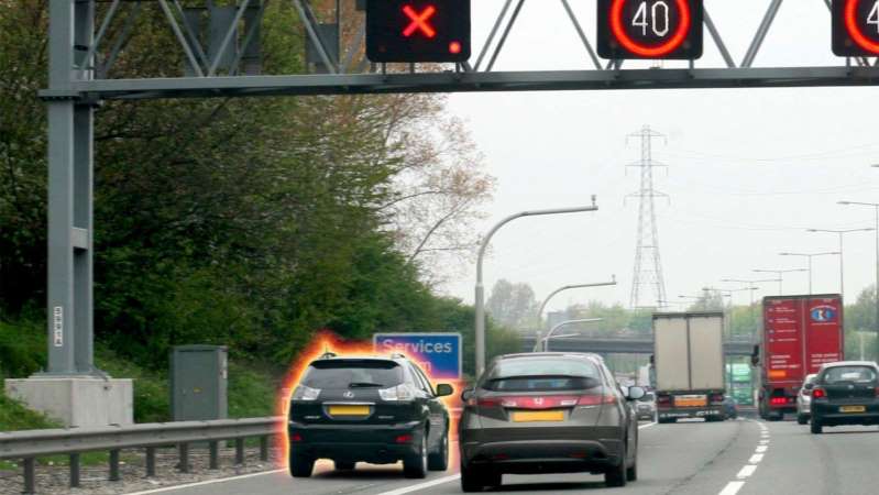 Fines introduced for ignoring a red ‘X’ on motorways